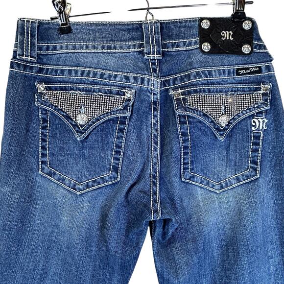 Miss Me Mid Rise Distressed Boot Cut Jeans Flap Back Pockets JP50015K-4 Women 31 - Picture 5 of 9